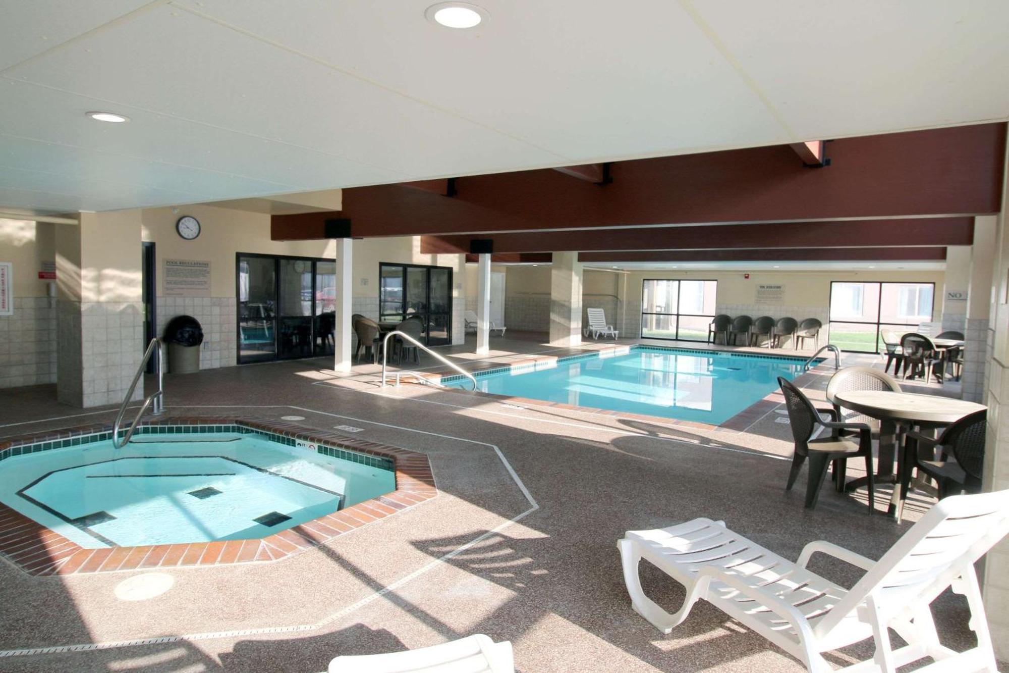 Country Inn & Suites By Radisson, Council Bluffs, Ia Zewnętrze zdjęcie